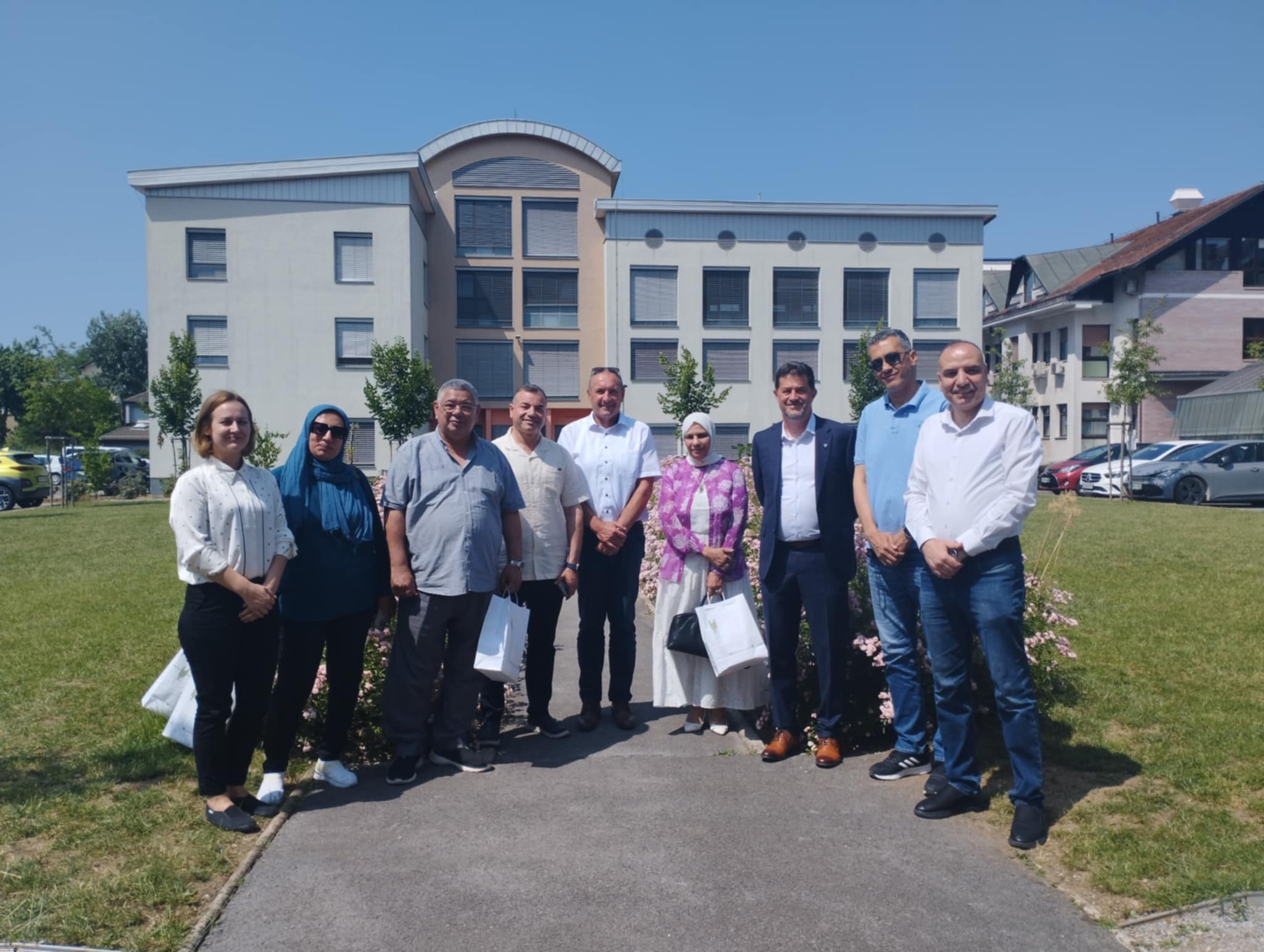 Egiptovska delegacija v Sloveniji – v središču pozornosti kranjska sivka, vzreja matic in veterinarska podpora 🐝